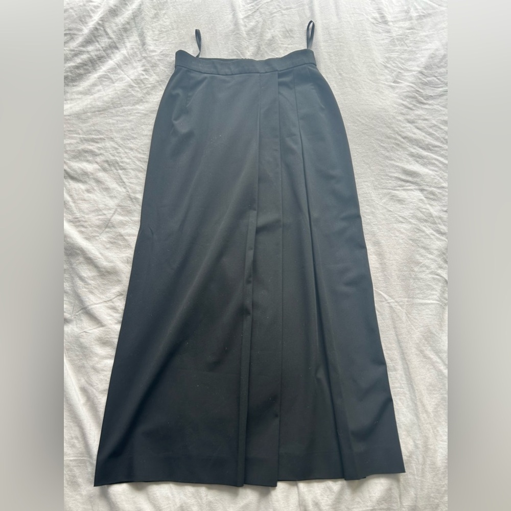 UNIQLO black A line skirt size 3 (XXS)
